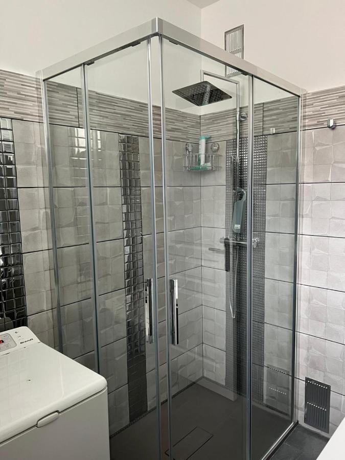 Gorgeous 2 Bedrooms Holiday Apartement Nizza Kültér fotó