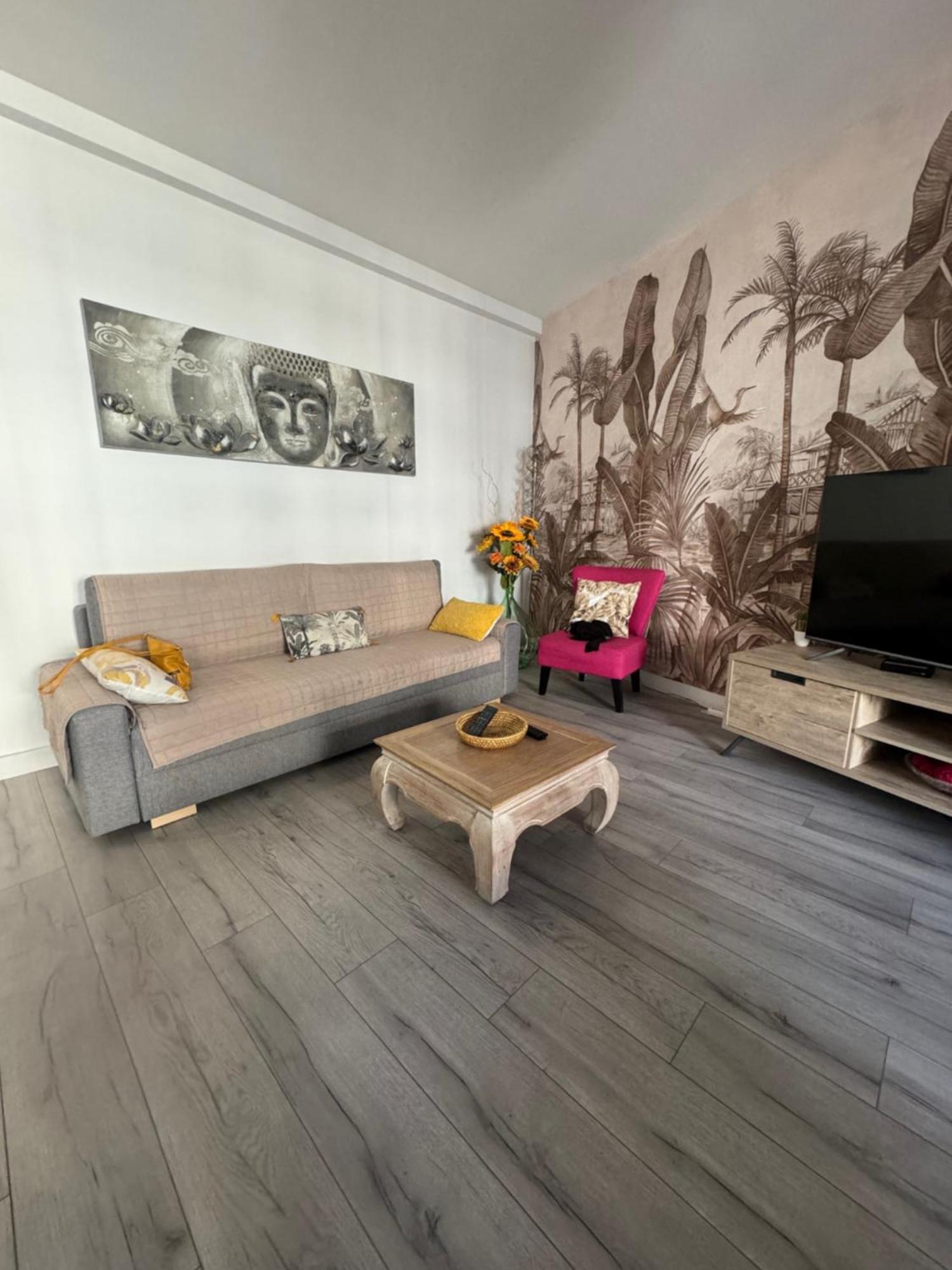 Gorgeous 2 Bedrooms Holiday Apartement Nizza Kültér fotó